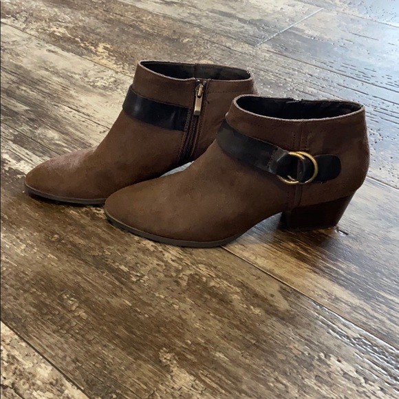 Franco Sarto Shoes - Franco Sarto brown suede booties